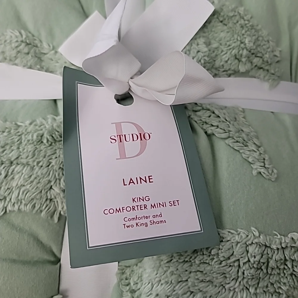 Studio D Lanie Cheetah Tufted Chenille Comforter Mini Set